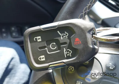 2020 Chevrolet Tahoe K1500 Lt z USA, uszkodzony, nr VIN 1GNSKBKC5LR112435